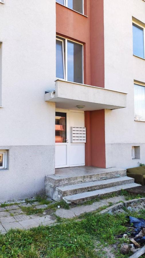 Lidda Belogradchik- 1Room Flat In Residential Area Екстериор снимка